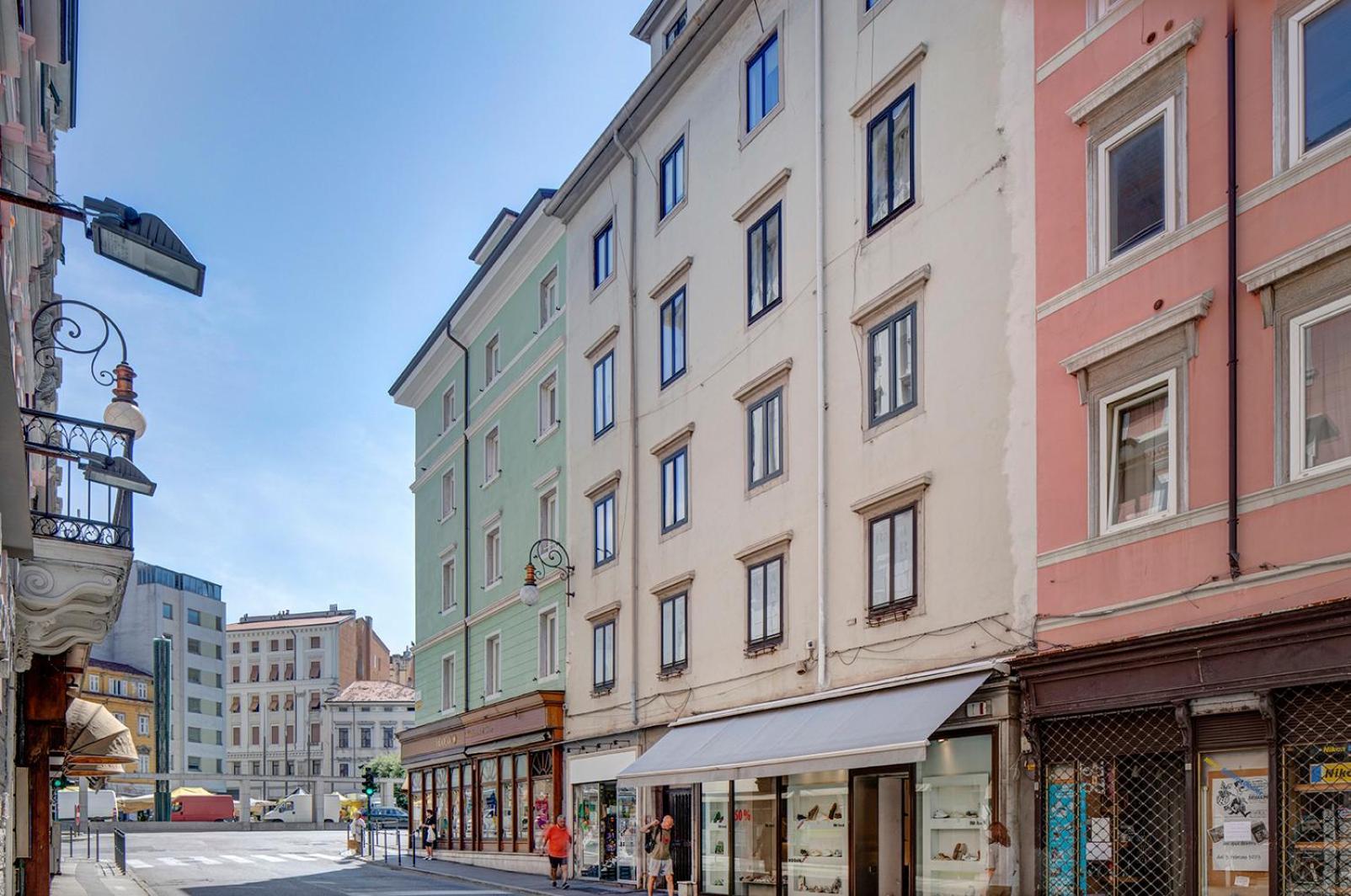 La Maison De Trieste Suite Garage エクステリア 写真